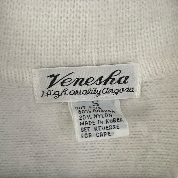 Venesha sweater angora Size S-M - Picture 2 of 5